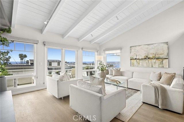 2520 Seaview Avenue, Corona Del Mar (newport Beach), CA 92625