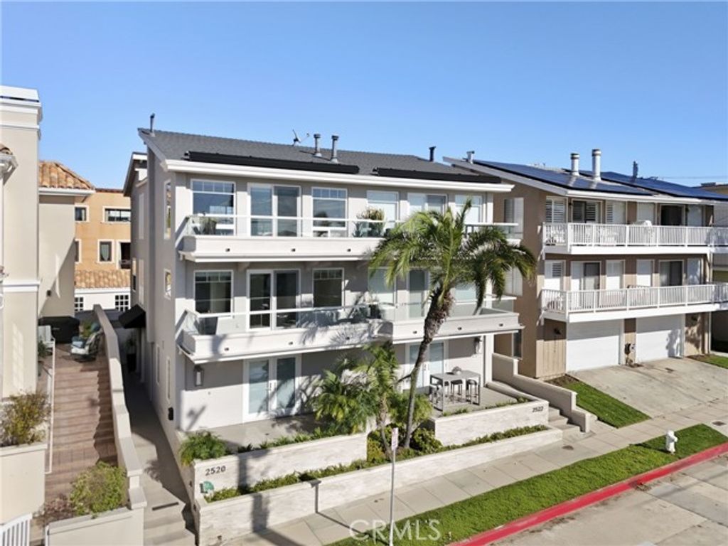 2520 Seaview Avenue, Corona Del Mar (newport Beach), CA 92625