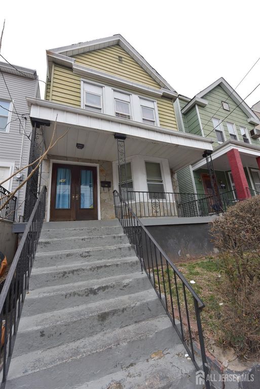 240 clinton Avenue, Jersey City, NJ 07304