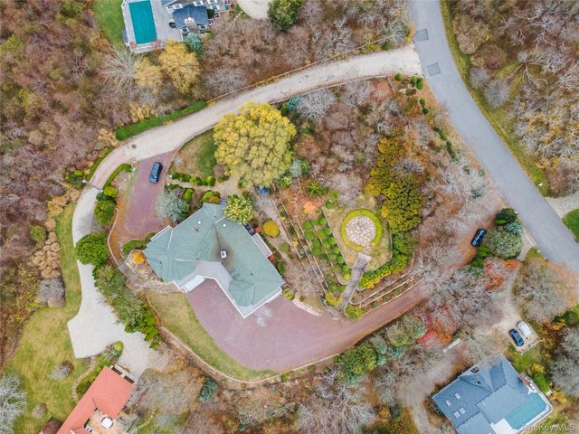 83 Prospect Hill Lane, Montauk, NY 11954