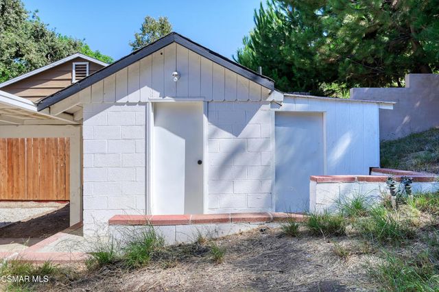 96 Erbes Road, Thousand Oaks, CA 91362