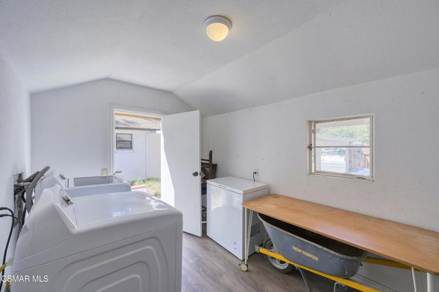 96 Erbes Road, Thousand Oaks, CA 91362