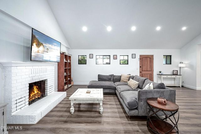 96 Erbes Road, Thousand Oaks, CA 91362