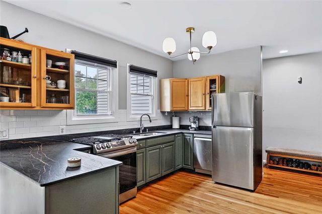 8 Slocum Street 17, Providence, RI 02909