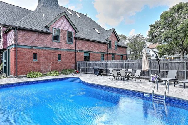 8 Slocum Street 17, Providence, RI 02909