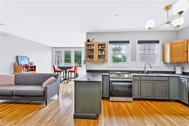 8 Slocum Street 17, Providence, RI 02909