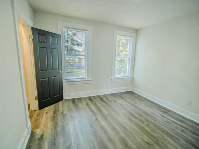 2011 MONTGALL Avenue, Kansas City, MO 64127