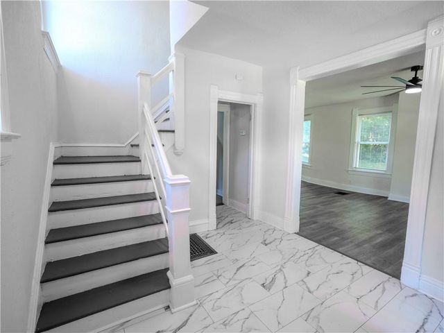 2011 MONTGALL Avenue, Kansas City, MO 64127