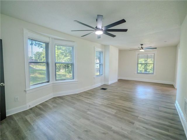 2011 MONTGALL Avenue, Kansas City, MO 64127