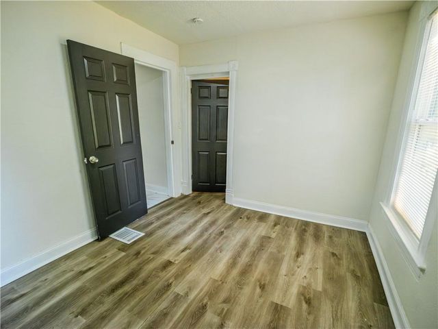2011 MONTGALL Avenue, Kansas City, MO 64127