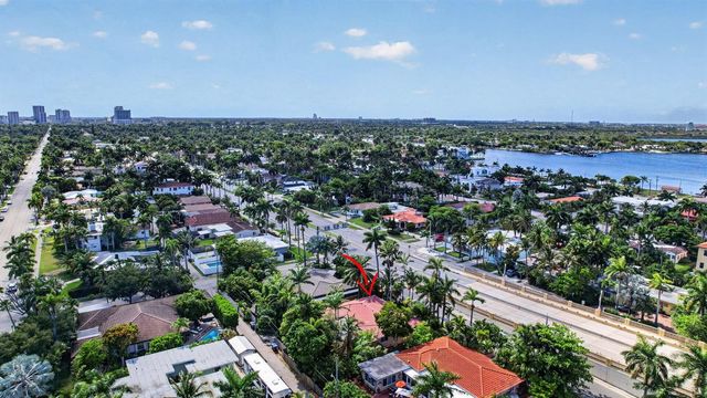 742 Hollywood Boulevard, Hollywood, FL 33019