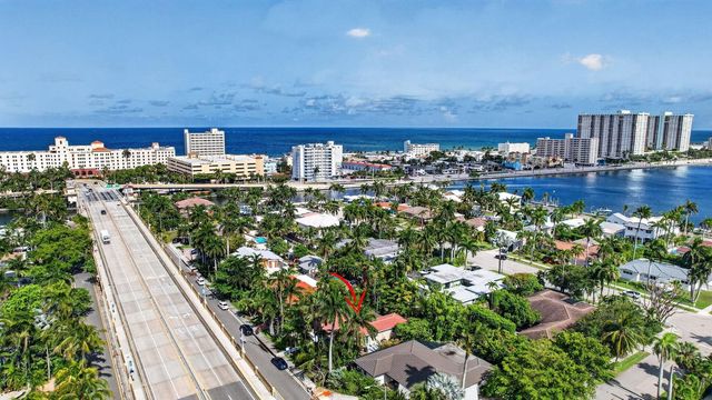 742 Hollywood Boulevard, Hollywood, FL 33019