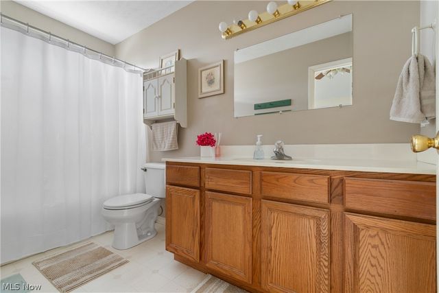 10406 Village Drive, Garrettsville, OH 44231