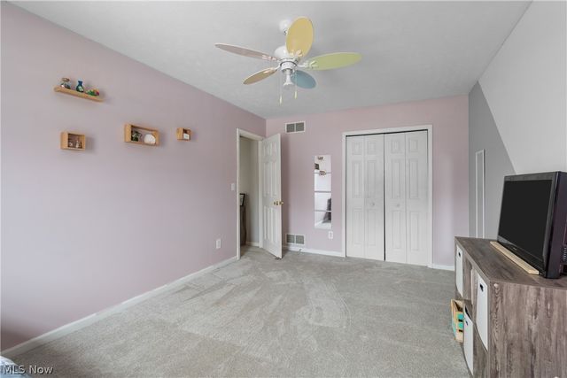 10406 Village Drive, Garrettsville, OH 44231