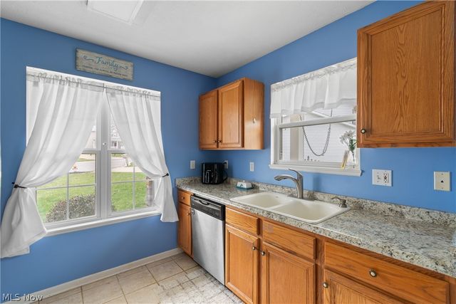 10406 Village Drive, Garrettsville, OH 44231