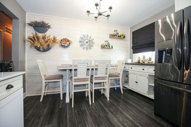 6912 Colorado Street, Merrillville, IN 46410