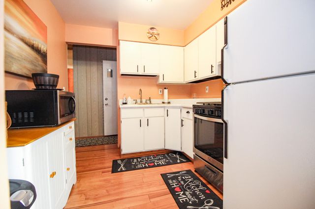 6912 Colorado Street, Merrillville, IN 46410