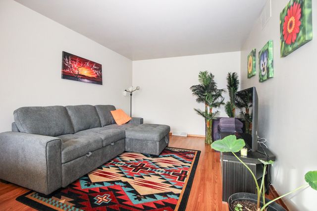 6912 Colorado Street, Merrillville, IN 46410