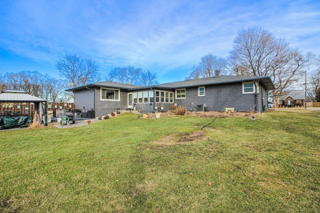 6912 Colorado Street, Merrillville, IN 46410