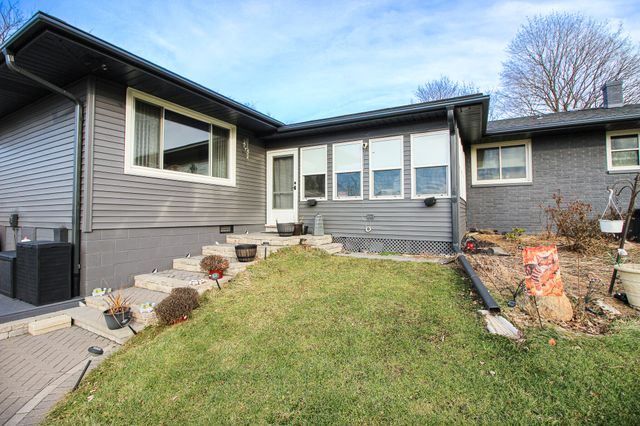 6912 Colorado Street, Merrillville, IN 46410