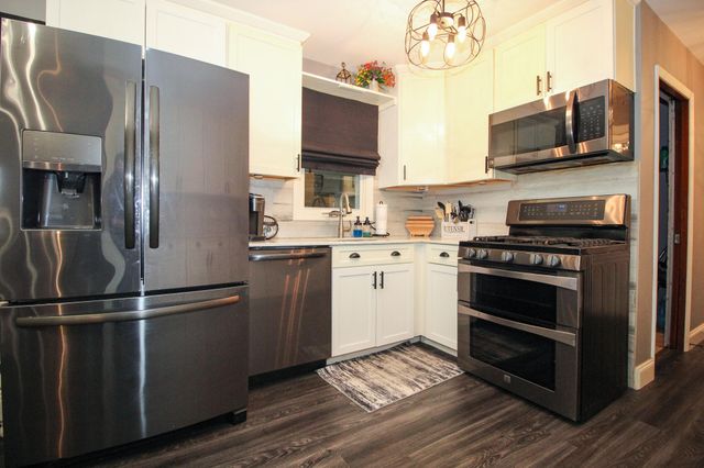 6912 Colorado Street, Merrillville, IN 46410