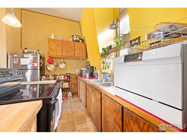 156 Mountain Meadow Ln, Bellvue, CO 80512