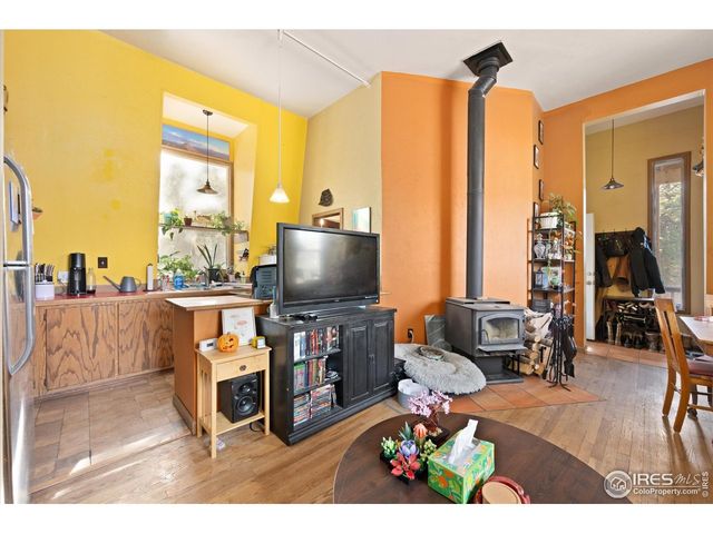 156 Mountain Meadow Ln, Bellvue, CO 80512