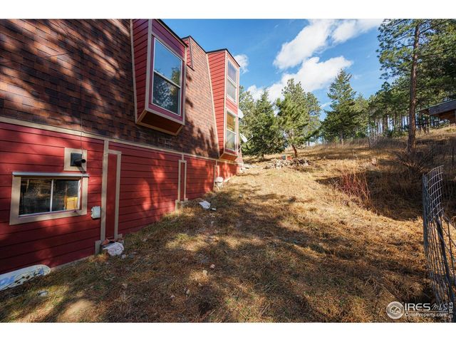 156 Mountain Meadow Ln, Bellvue, CO 80512
