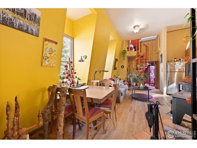 156 Mountain Meadow Ln, Bellvue, CO 80512