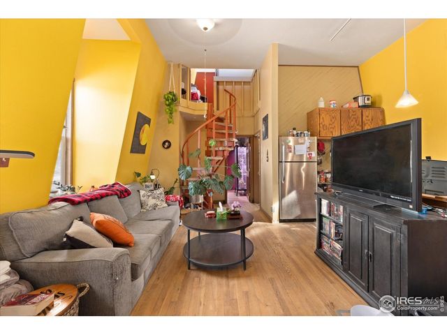 156 Mountain Meadow Ln, Bellvue, CO 80512