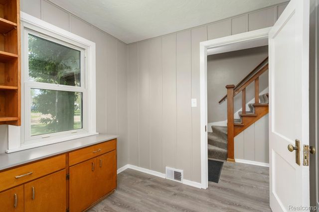 5721 Corunna Avenue, Independence Charter Township, MI 48346