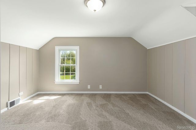 5721 Corunna Avenue, Independence Charter Township, MI 48346