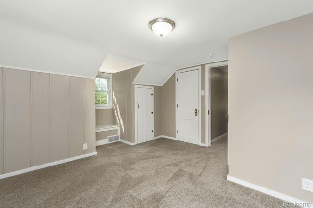 5721 Corunna Avenue, Independence Charter Township, MI 48346