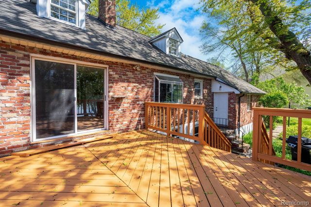 5721 Corunna Avenue, Independence Charter Township, MI 48346