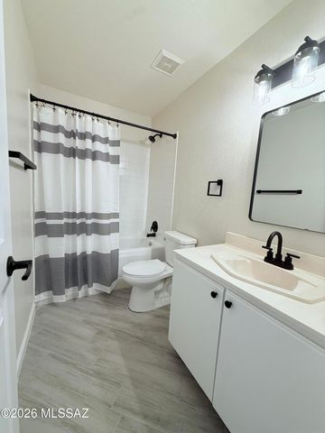 7178 W Hunnington Drive, Tucson, AZ 85743