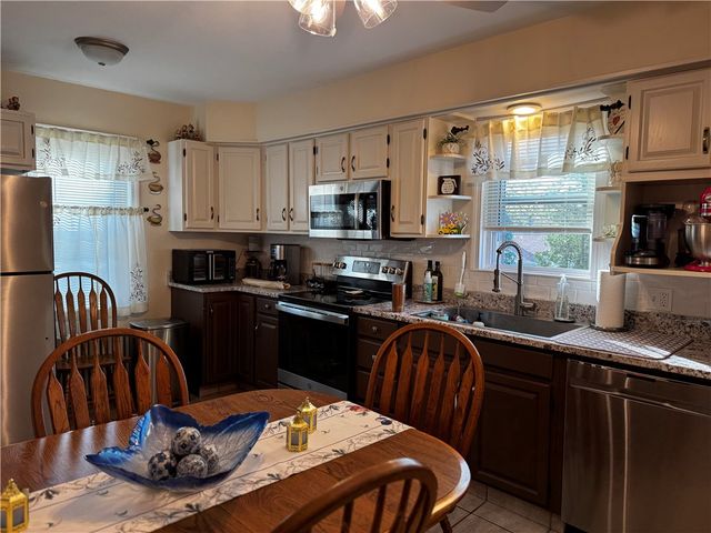 42 Spring Drive, Johnston, RI 02919