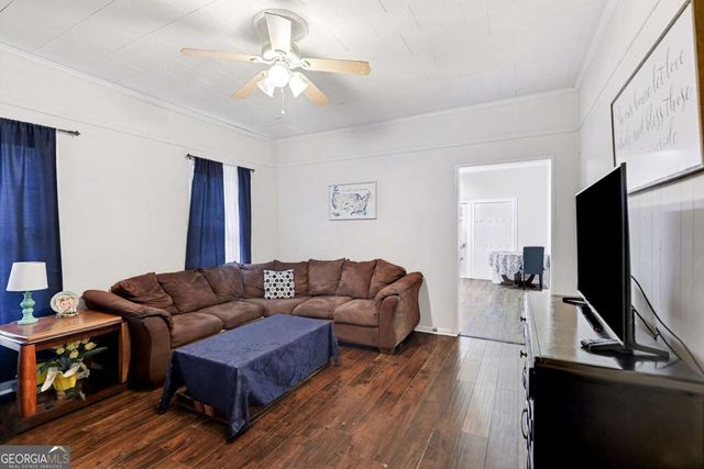 48 Maple Street, Grantville, GA 30220