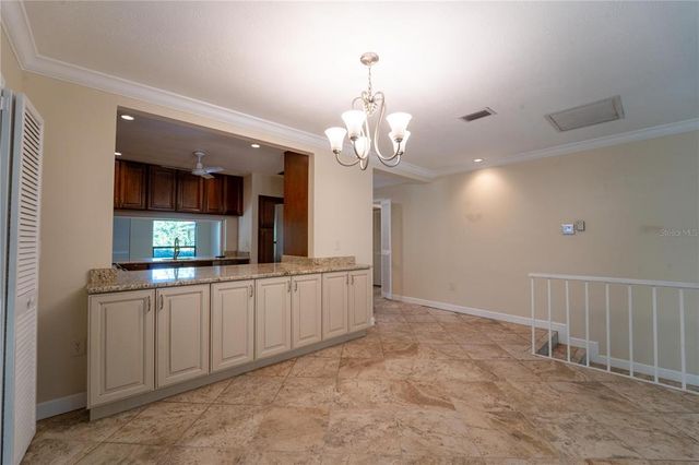 4802 KESTRAL PARK CIRCLE 22, Sarasota, FL 34231