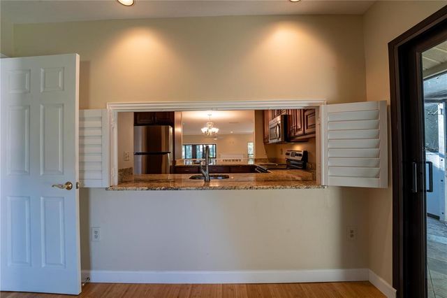 4802 KESTRAL PARK CIRCLE 22, Sarasota, FL 34231