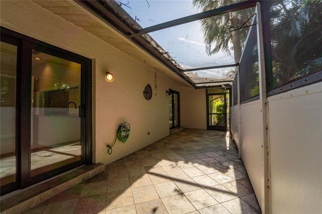 4802 KESTRAL PARK CIRCLE 22, Sarasota, FL 34231