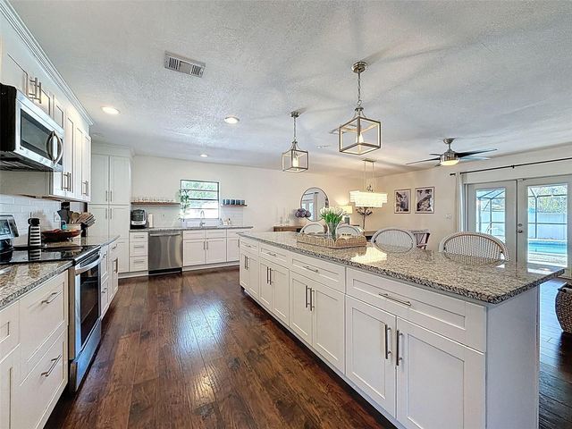 7813 RIVER RIDGE DRIVE, Temple Terrace, FL 33637