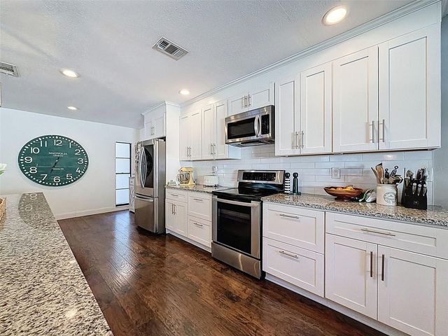 7813 RIVER RIDGE DRIVE, Temple Terrace, FL 33637