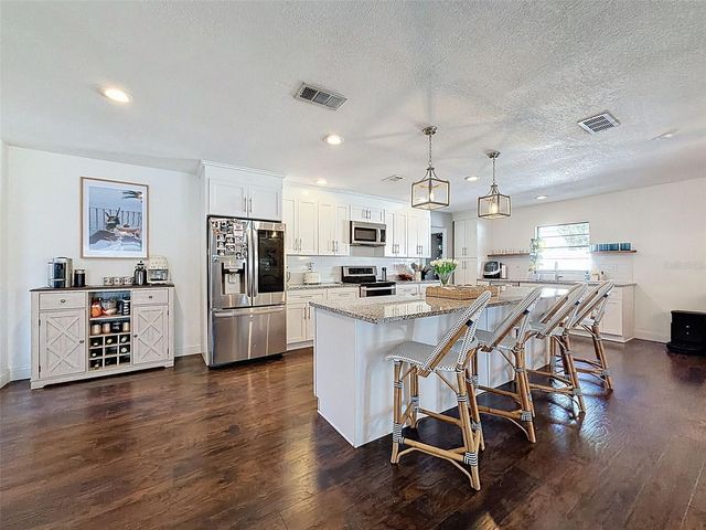 7813 RIVER RIDGE DRIVE, Temple Terrace, FL 33637