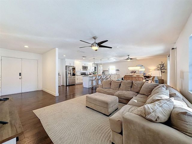 7813 RIVER RIDGE DRIVE, Temple Terrace, FL 33637