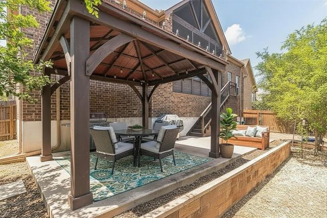 5900 Lipan Apache BND, Austin, TX 78738