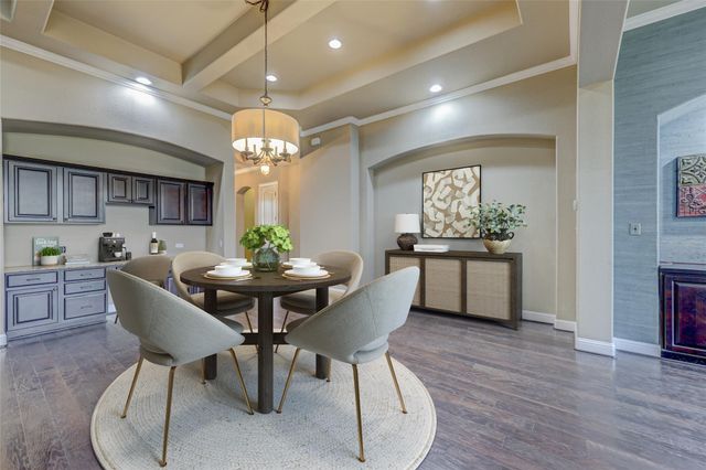 5900 Lipan Apache BND, Austin, TX 78738