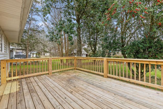 6010 Ridgeview Circle, Hixson, TN 37343