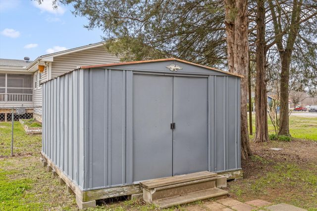 6010 Ridgeview Circle, Hixson, TN 37343