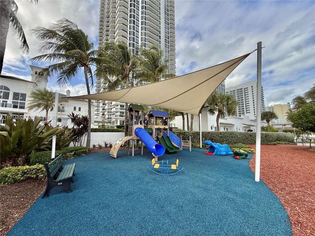 4775 Collins Ave 1601, Miami Beach, FL 33140