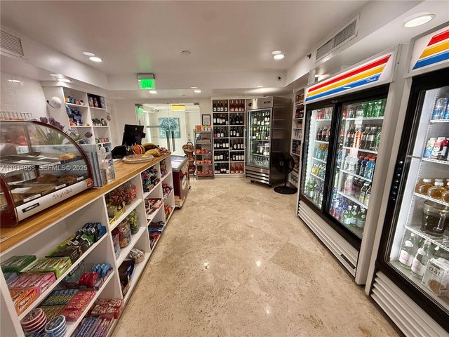 4775 Collins Ave 1601, Miami Beach, FL 33140